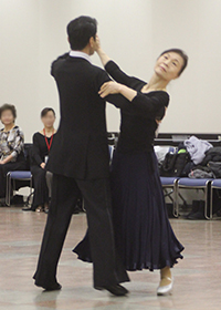 村井智美