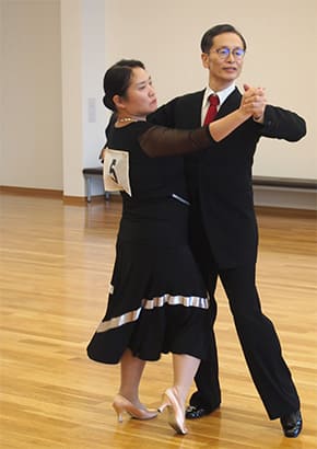齋川朋恵